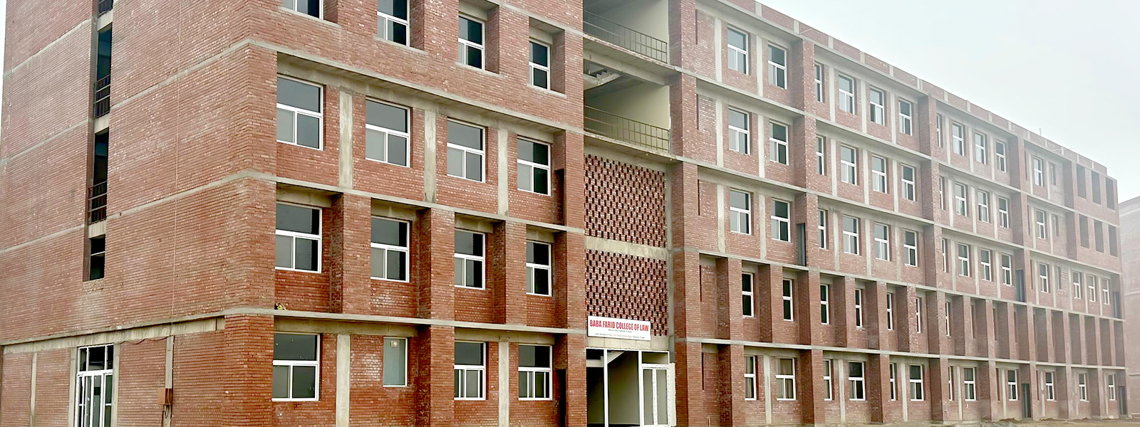 Best LAW College